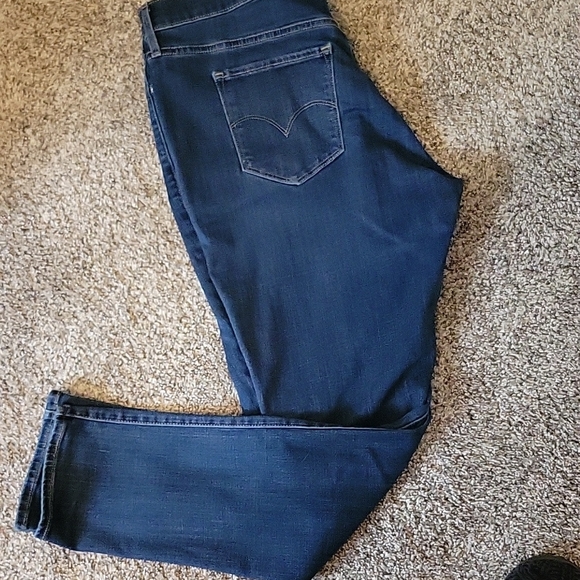 Levi's 311 Shaping Skinny Jeans - Dark Blue - Picture 3 of 3